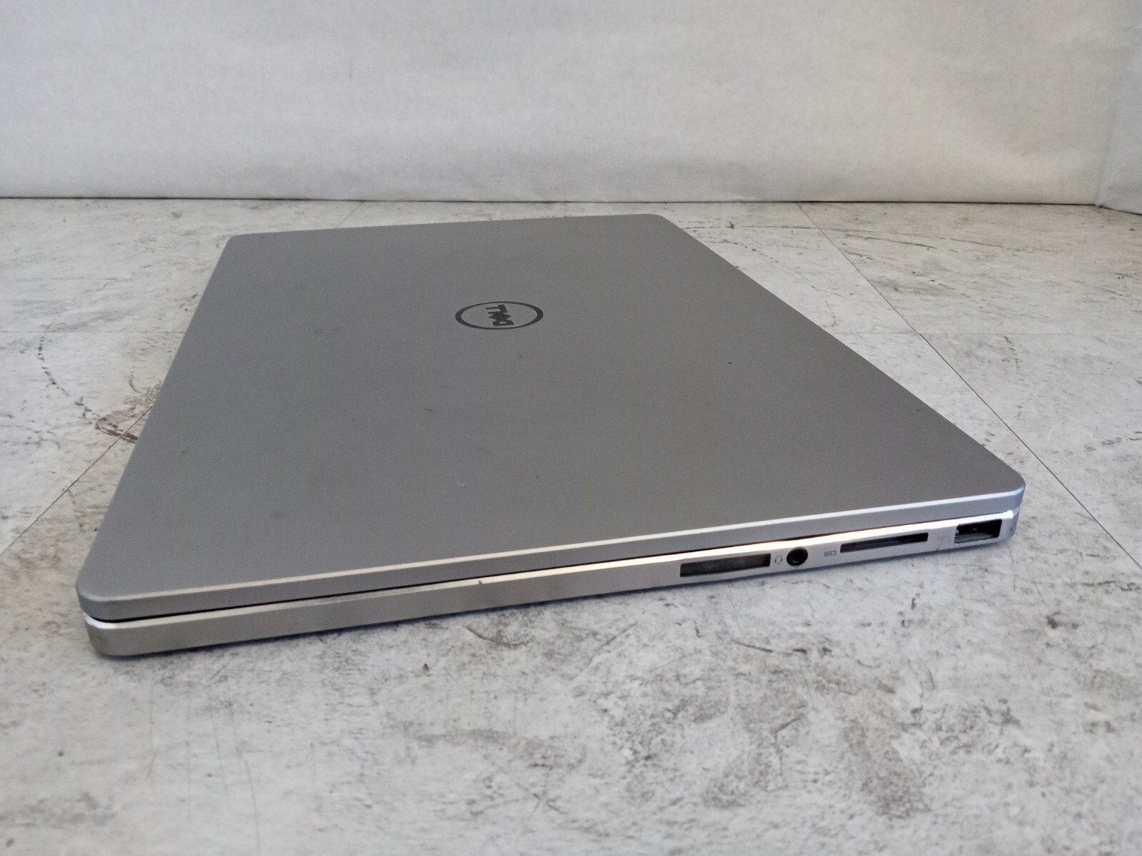 Dell Inspiron 7437 14″ FHD Touchscreen i7-4510U 8GB RAM – BAD DISPLAY -RR