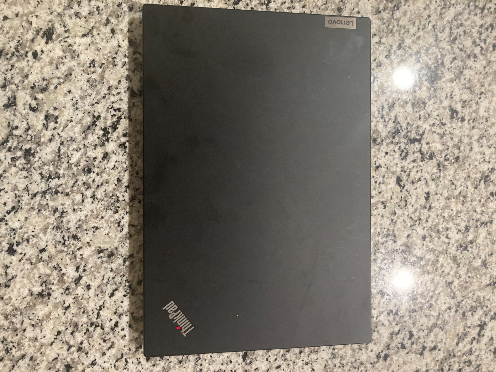 Black lenovo thinkpad p15v (15″)