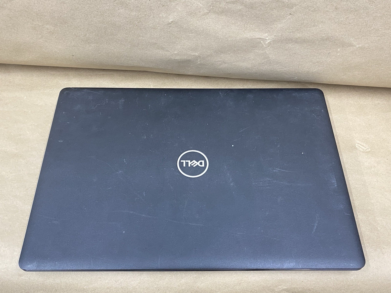 Dell Latitude 3590 – 15.5″ HD – i5-8250U – 8GB – 256GB SSD – Win 10 Pro – READ