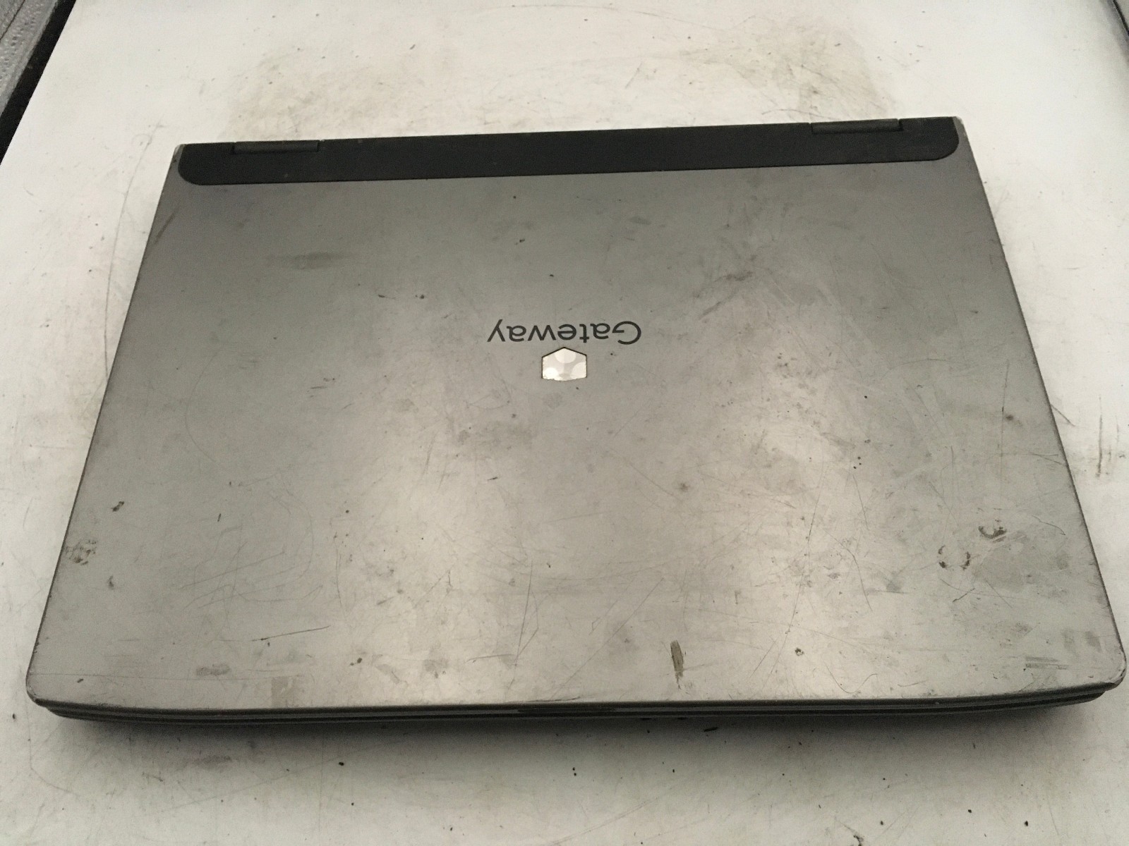 GATEWAY MA3 MX6447 – FOR PARTS/NO POWER – AMD TURION MOBILE – 1GB RAM – READ -BB