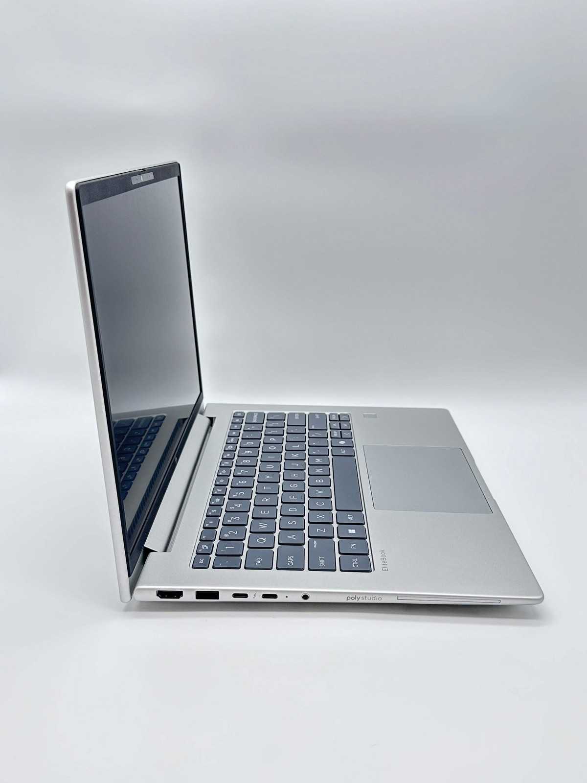 HP EliteBook 6 G1a 14″ Ryzen 5 PRO 230 32GB RAM 256GB SSD Radeon 760M Silver