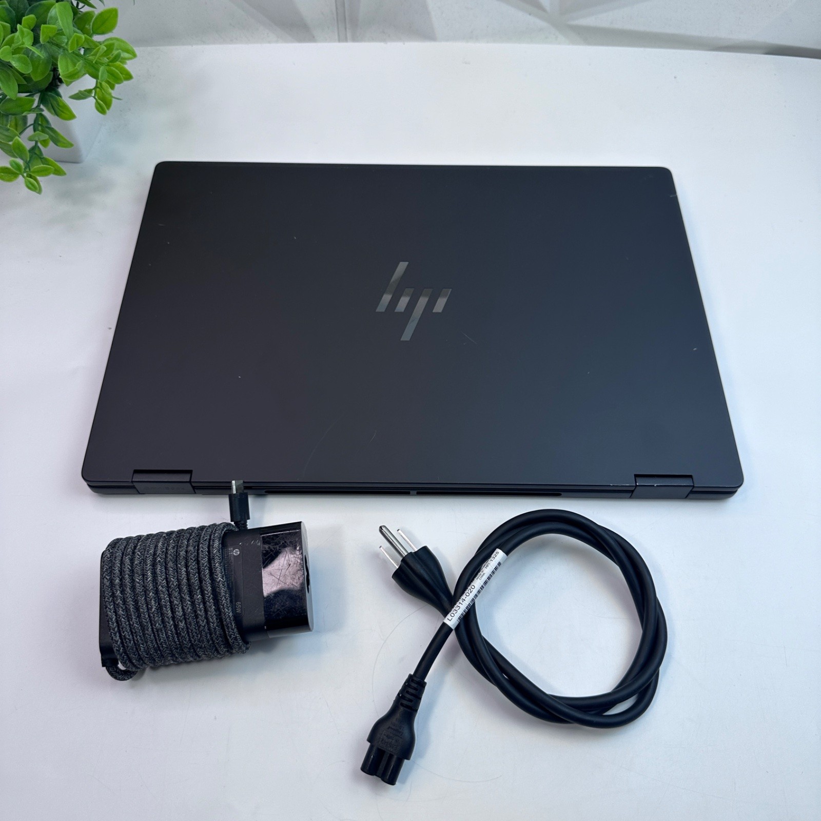 HP OmniBook X Flip 16 Laptop 16″ WUXGA Touch, Ultra 7 258V, 32GB, 2TB *Pls READ*