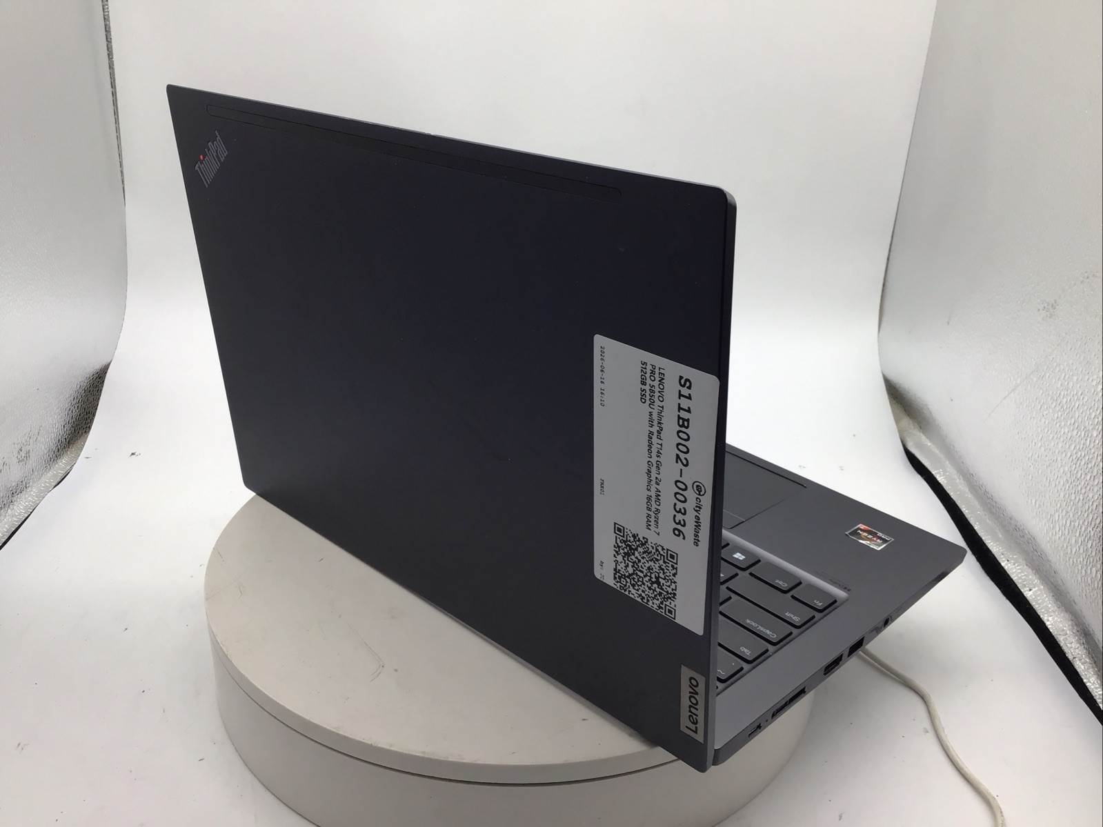 Lenovo ThinkPad T14s G2 14″ Laptop Ryzen 7 PRO 5850U 16GB RAM 512GB SSD W11P U R