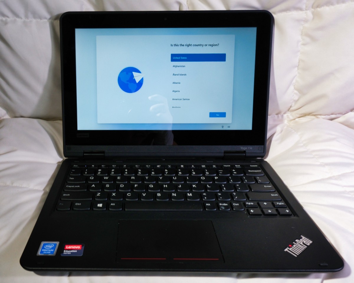 Lenovo ThinkPad Yoga 11e Gen 5 (11.6″) (20LMS09Q00) 2 in 1 Laptop – Exe