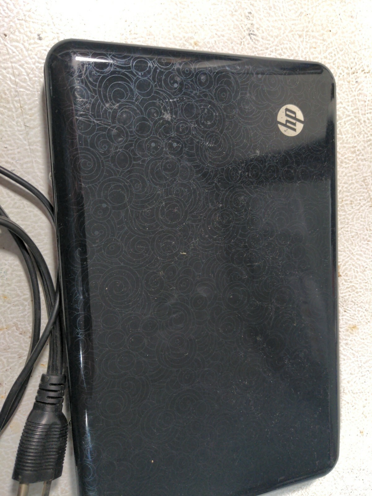 HP Mini ft313ua 1035NR netbook w/ power supply parts/repair