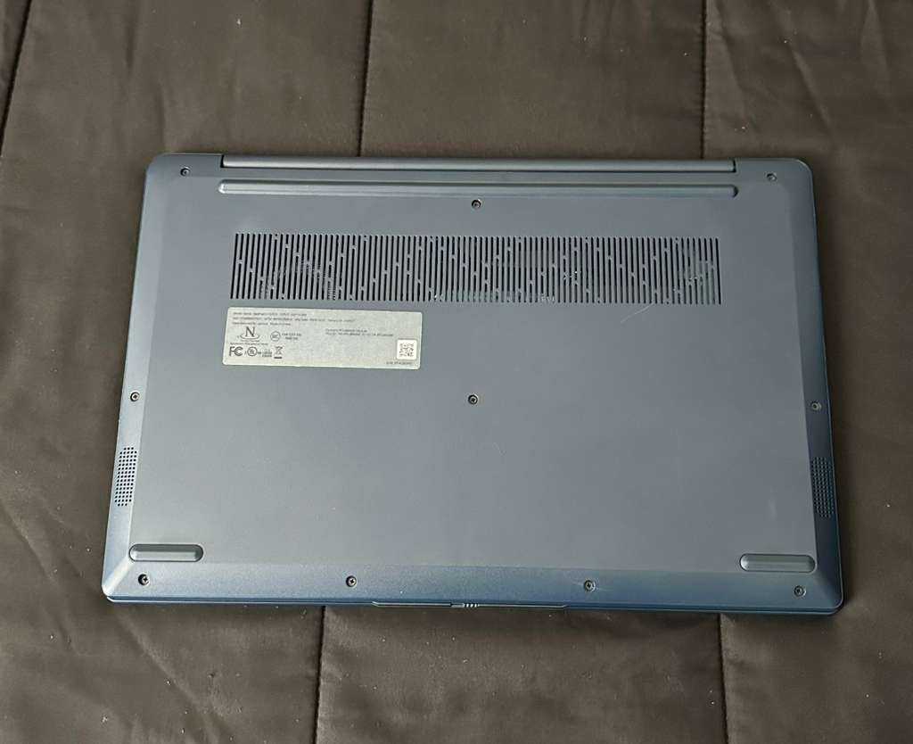 Lenovo IdeaPad 3 15ITL6 15.6″512GB Abyss Blue
