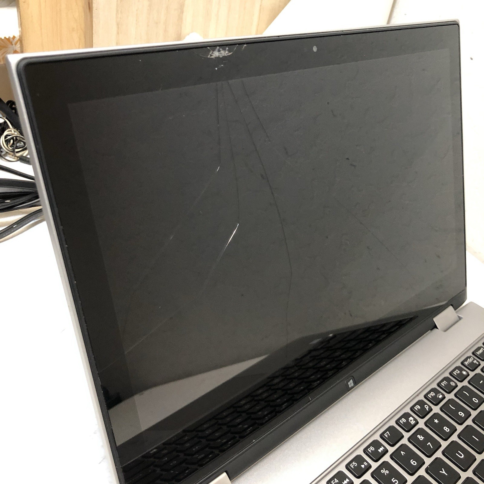 PLEASE READ. Dell Inspiron 13 7000 Series P57G 2-in-1 Intel Core i5 13.3″ Laptop