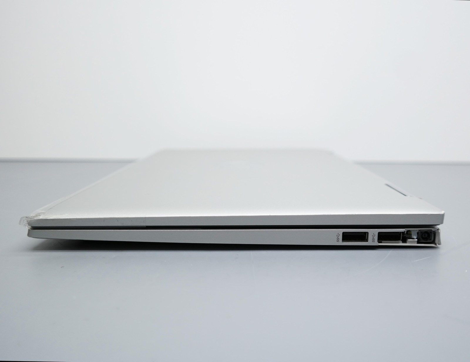HP Pavilion 15-EG2079NR 15.6″ Core i5-1235U 8GB 256GB SSD ISSUE