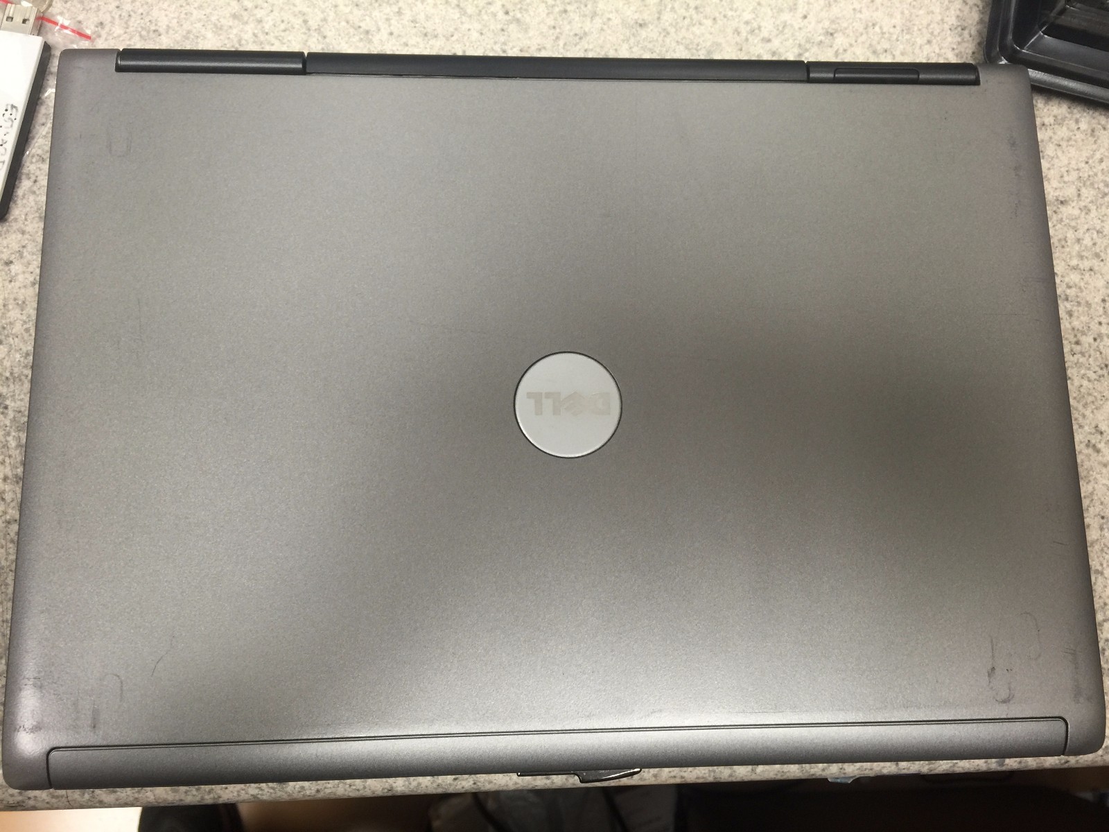 Dell D620 D630 Laptop Cor 2 Duo, 80G-120GB 2GB DVD, Wifi Windows 7 Pro