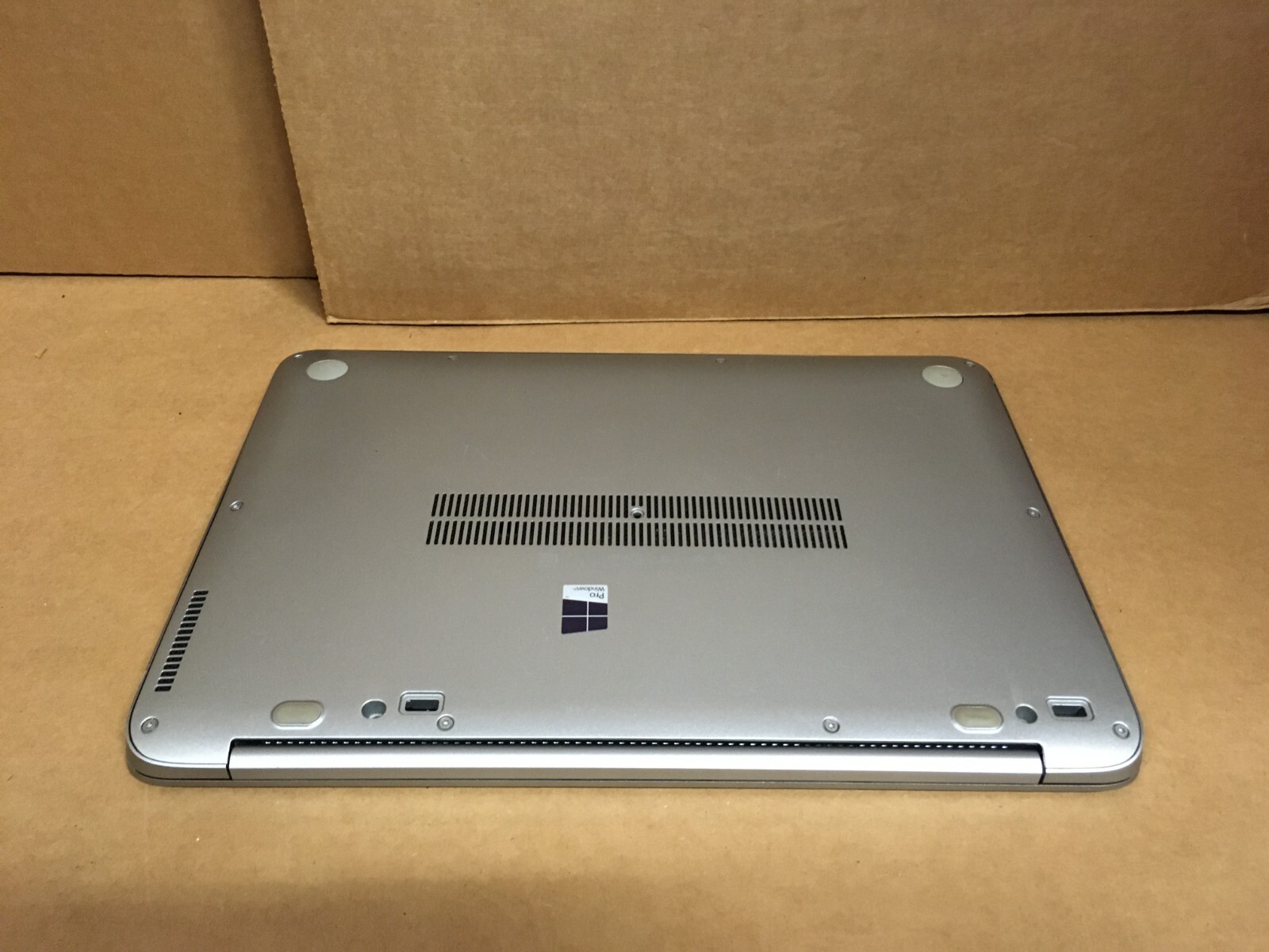 HP EliteBook Folio 1040 G3 Intel Core i5 6th Gen 8GB 480GB SSD WINDOS 10 PRO