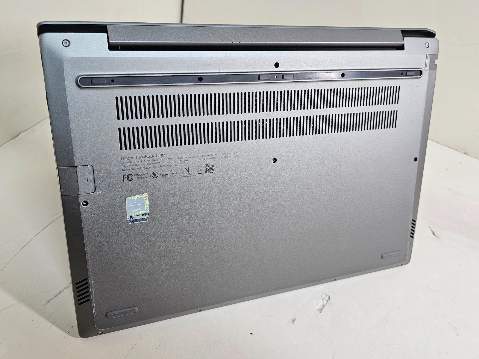 Lenovo ThinkBook 14-IML Laptop – 1.8 GHz i7-10510U 8GB 256GB Webcam 14″ 20RV S2
