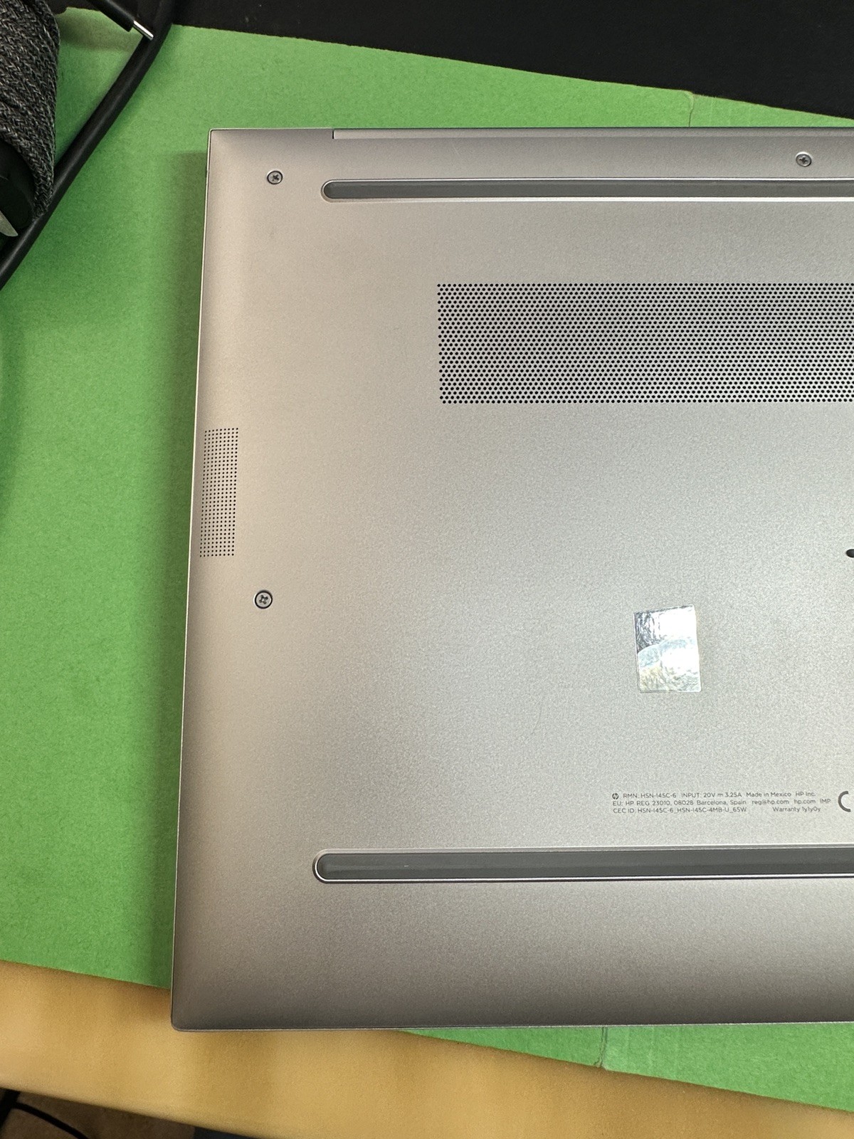 HP EliteBook 860 G11 16” Ultra 7 165U vPro 16GB 512GB SSD Win11 Pro