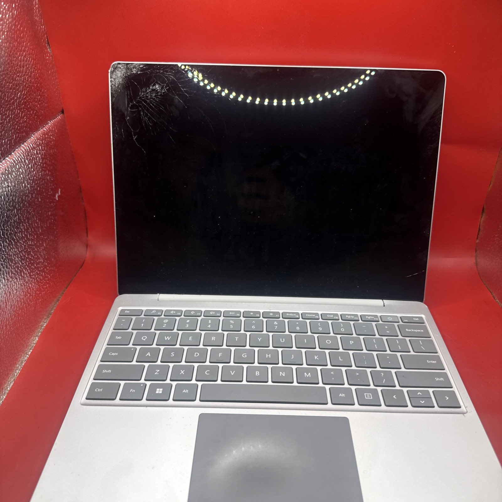 Microsoft Surface Laptop Go 2 2013 i5-1135G7 8GB 128GB SSD For Parts Only