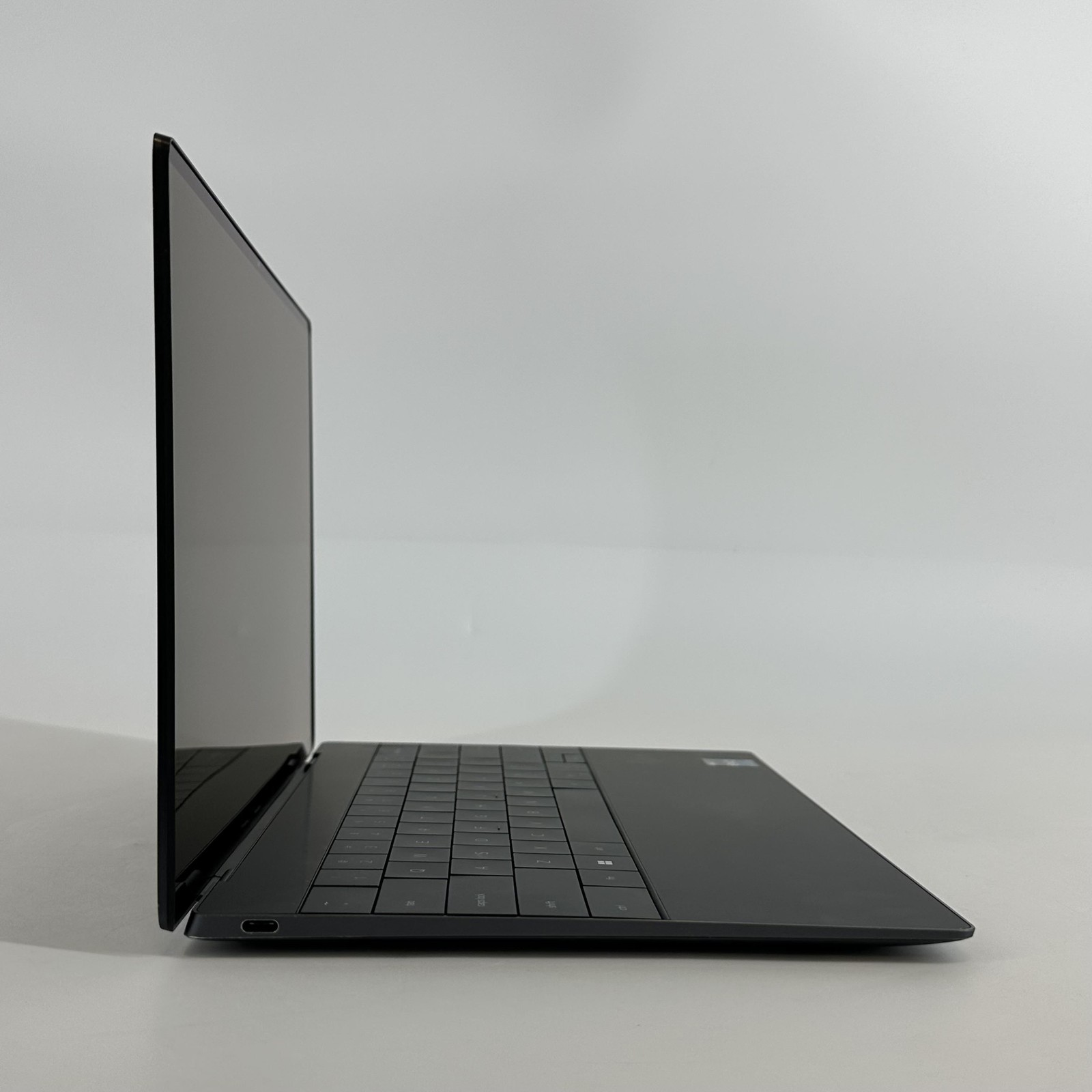 Dell XPS 13 Plus 9320 2022 Gray TOUCH 1.8 GHz i7-1280P 32GB 2TB SSD Very Good