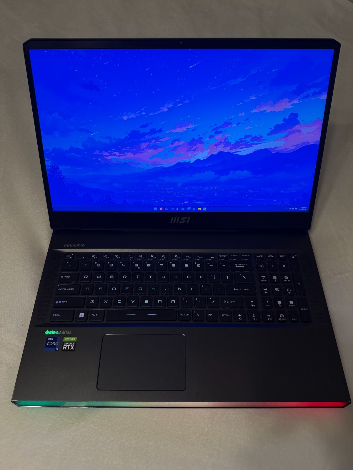 MSI Raider GE77HX 12UHS-082 i9-12900HX RTX 3080 Ti 16GB 32GB 1TB QHD 240Hz