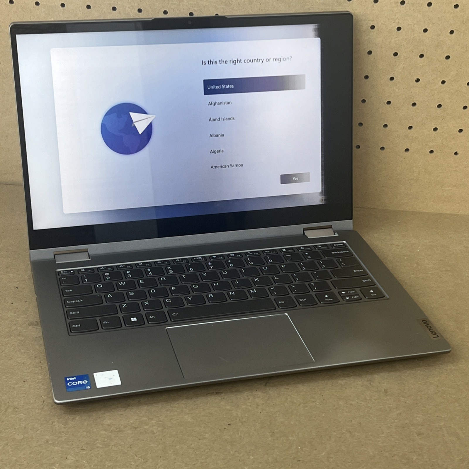 Lenovo ThinkBook 14s Yoga G2 IAP i5-1235U 16gb Ram 256gb- Fair *Bad Display*