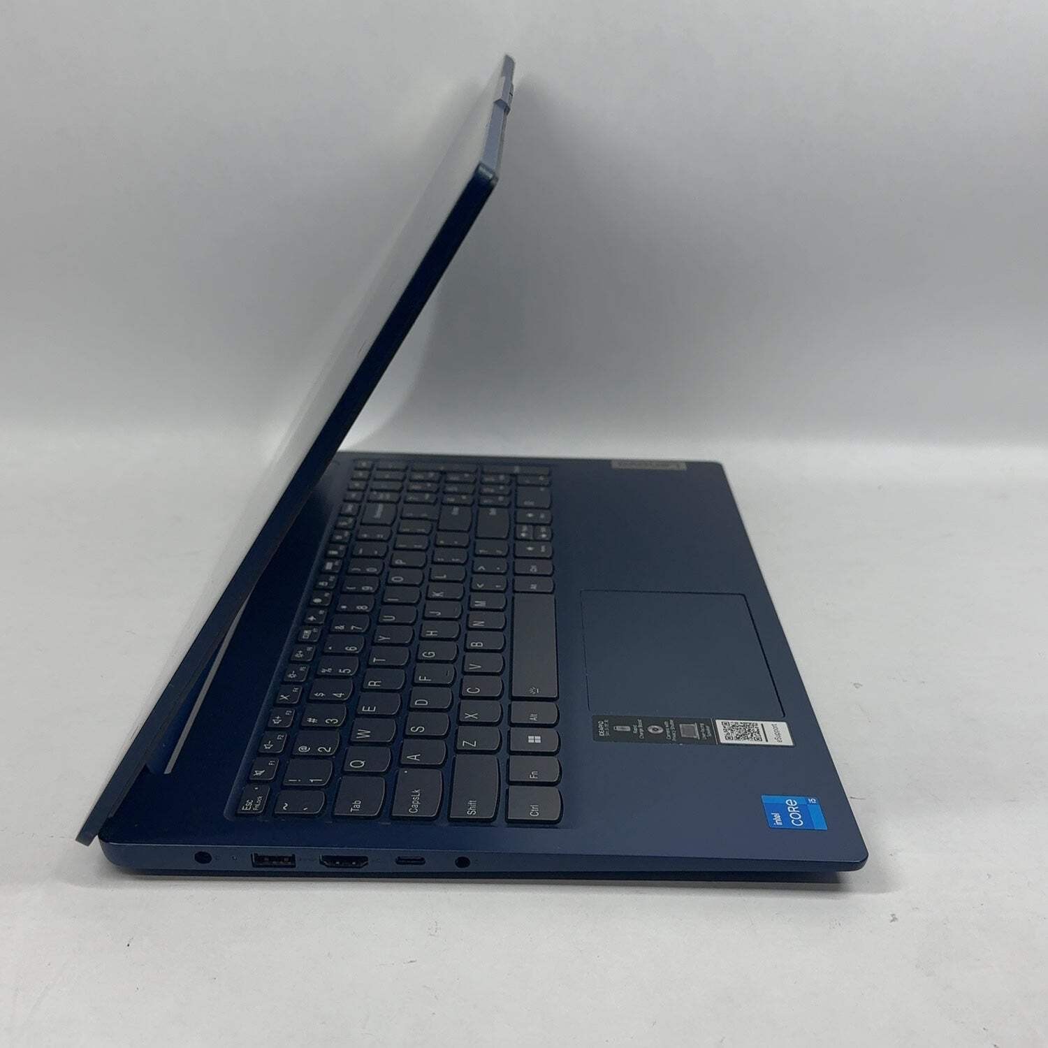 Lenovo IdeaPad Slim 3 15IRU8 15.6″ i5-1335U 1.3GHz 8GB RAM 500GB SSD