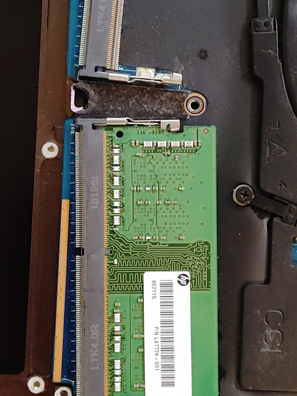 HP ZBook Studio G3 Core i7-6820HQ@ 2.70GHz, 4GB RAM,NO SSD FOR PARTS ONLY.