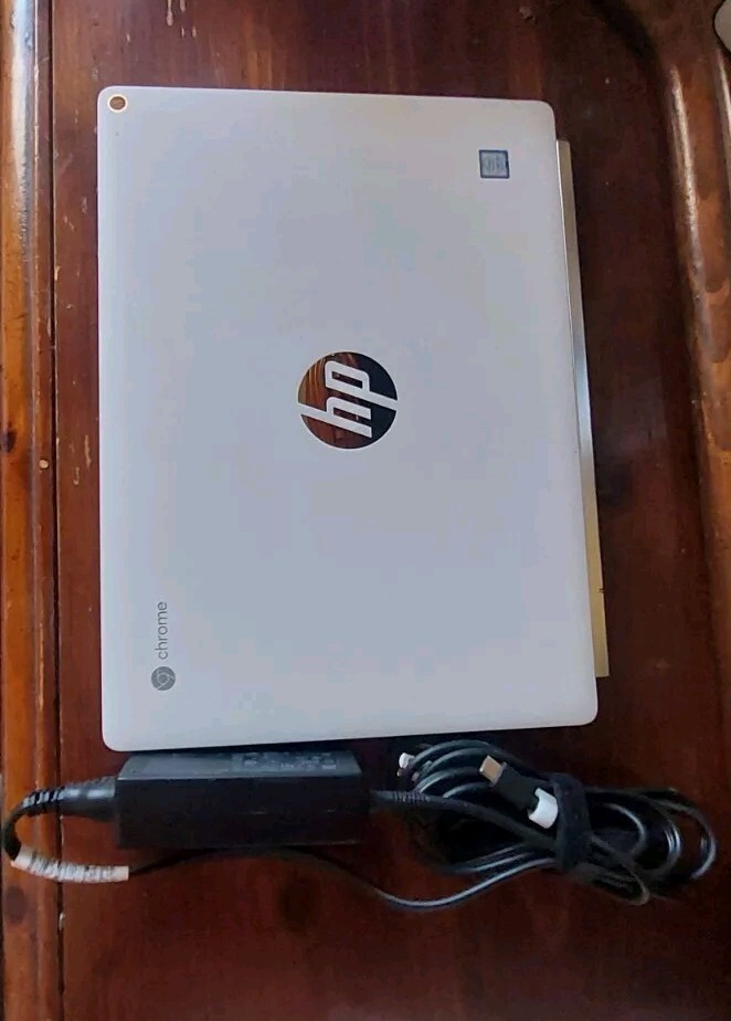 HP 2-in-1 12.3″ Touch-Screen Chromebook X2 12-F014DX Intel M3 4GB 32GB