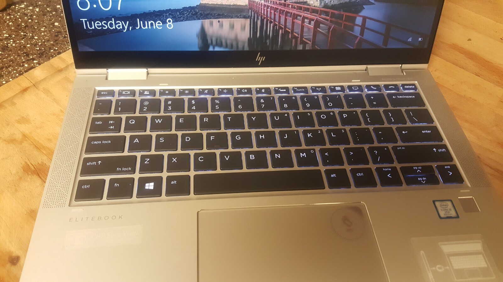 HP EliteBook x360 1040 G6 14 in (512GB SSD, Intel Core i5 8th Gen., 1.60 GHz,…