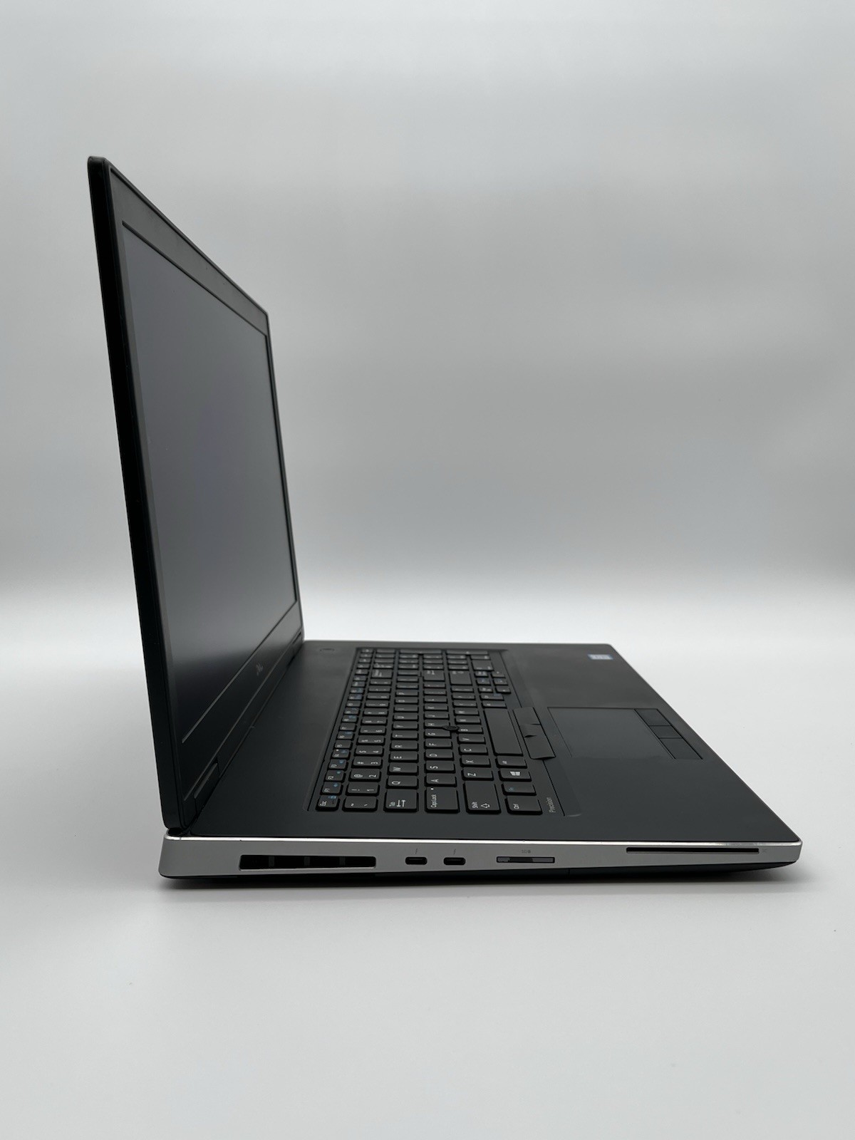 Dell Precision 7730 17.3″ Laptop i7-8750H 2.20GHz 32GB RAM 1TB SSD 8GB GPU