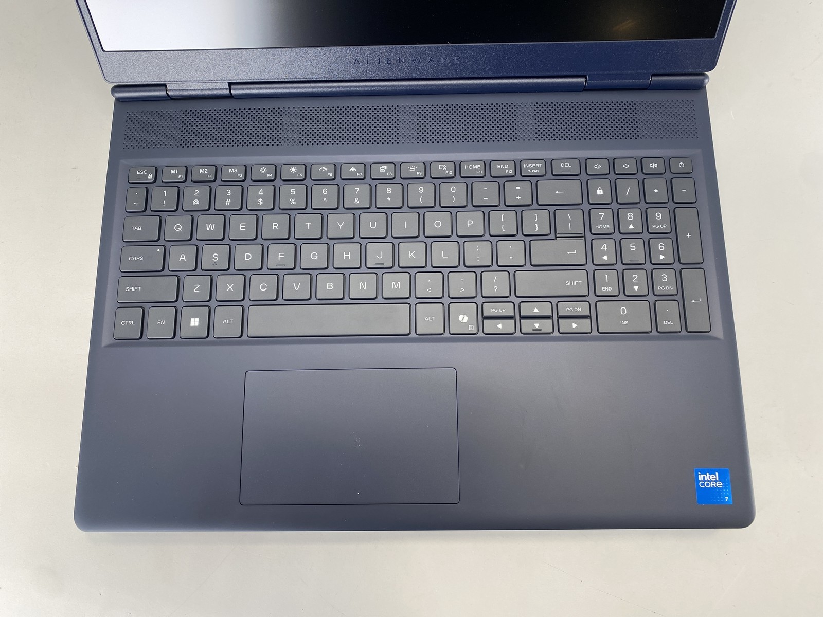 Dell Laptop Alienware 16 Aurora AC16250 16″ Intel Core 7 240H 512GB RTX 5050