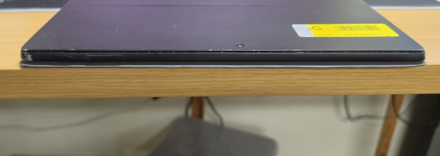Microsoft Surface Pro 7 12.3″ 256GB SSD i5-1035G4 8GB RAM