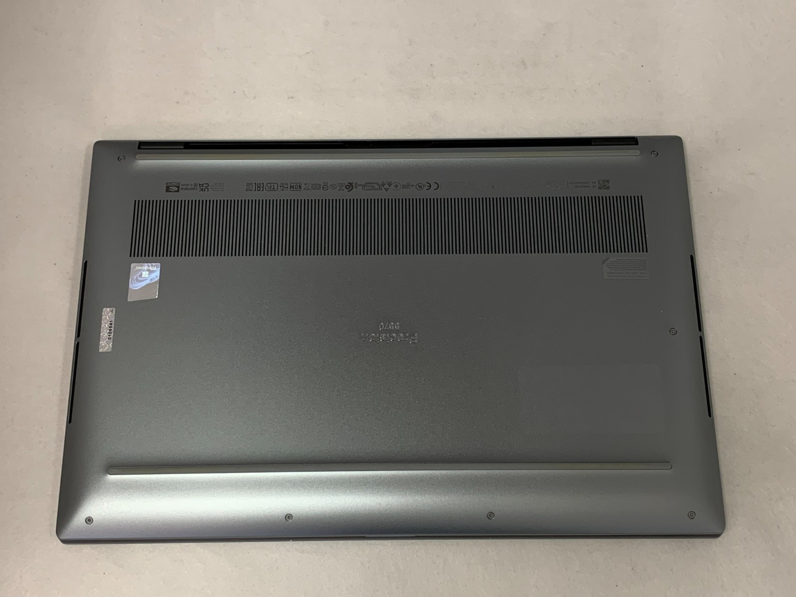 Dell Precision 5570 15.6″ UHD+ Touch i7-12800H 32GB 512GB NVMe NVIDIA RTX A2000