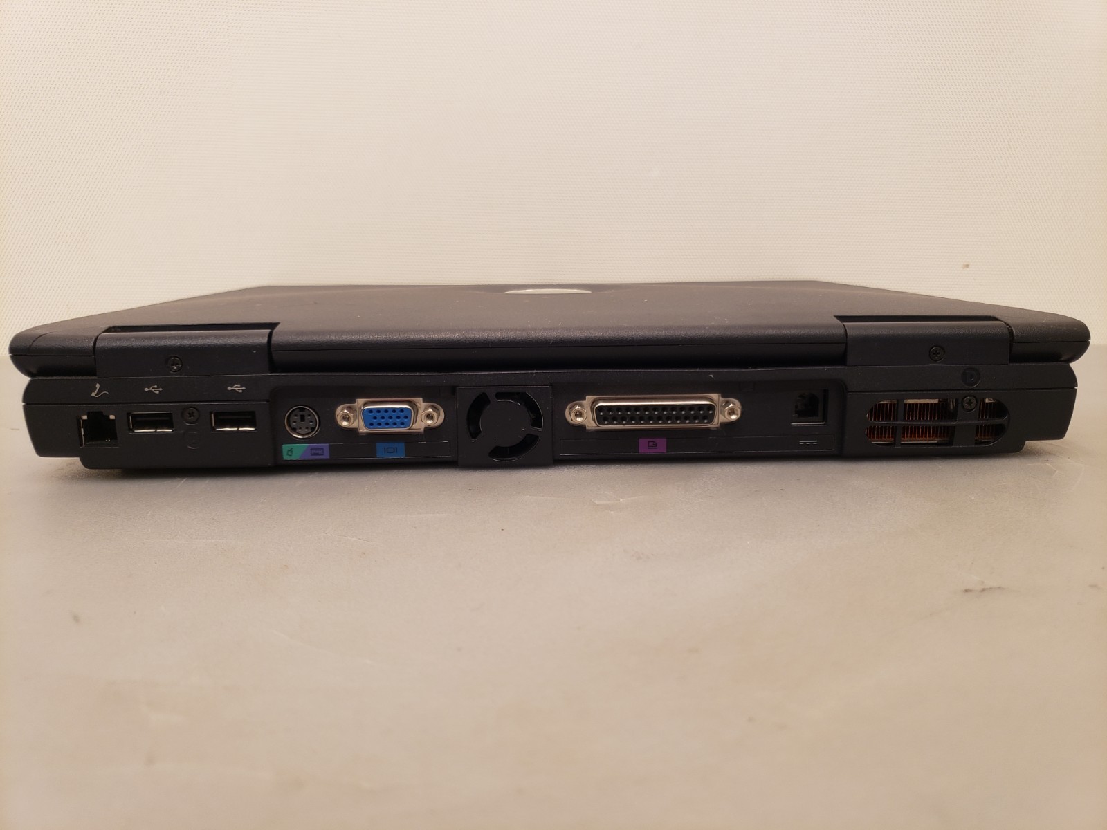 Vintage Dell Inspiron 2650 Intel Pentium 4 256MB 100GB Windows XP Laptop 15″