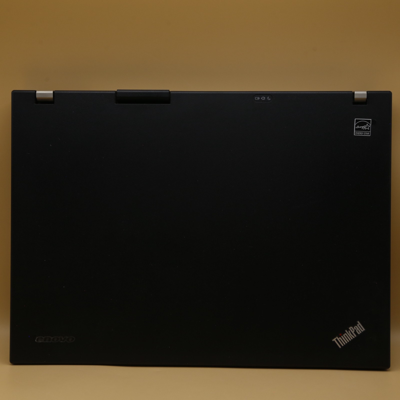 Lenovo Thinkpad R500 15″ Laptop (Core 2 Duo P8600, 2GB, 120gb, DVD) NO O.S.