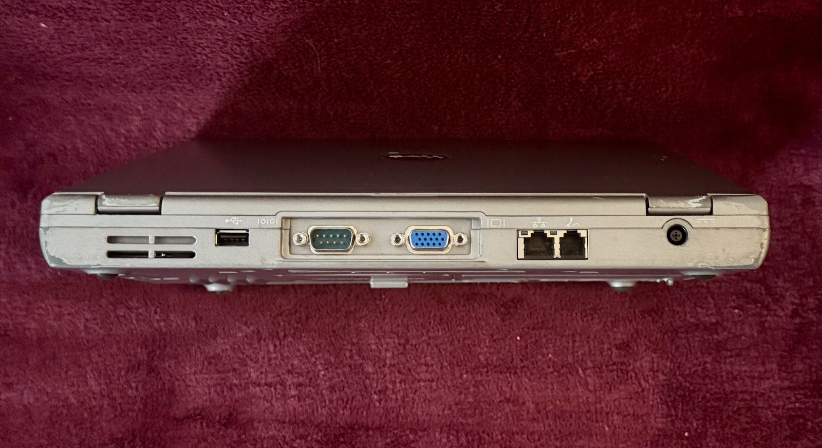 COMPLETE Dell Latitude D400 Ultra-Portable 1.70GHz/1GB/30GB/SERIAL D-SUB/XP PRO