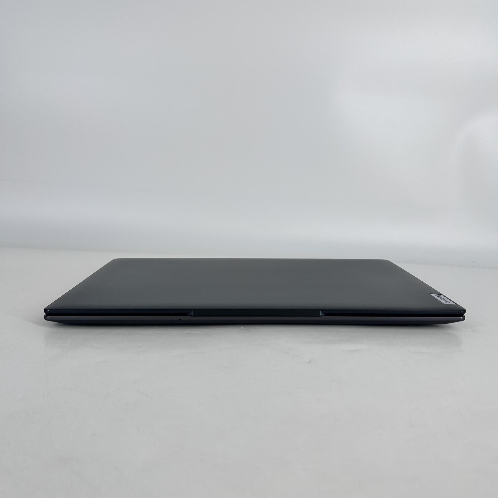 Lenovo Slim 7i 14 Gray QHD TOUCH 2.1 GHz i7-1260P 16GB RAM 1TB SSD Good