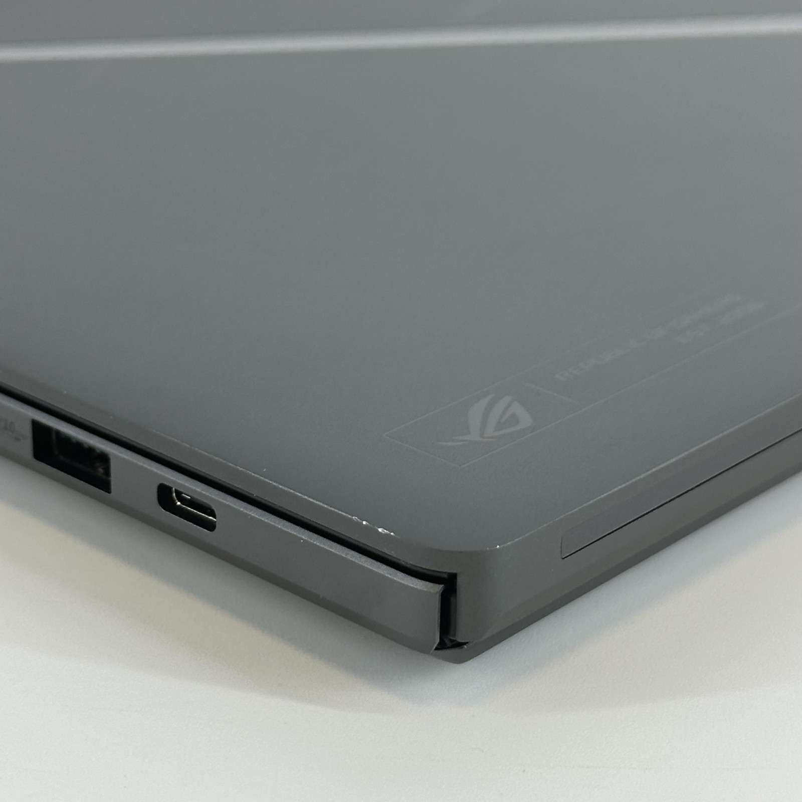 Asus ROG Zephyrus G14 GA403 120Hz QHD+ Ryzen AI 9 HX 370 32GB 2TB RTX 5070 Ti