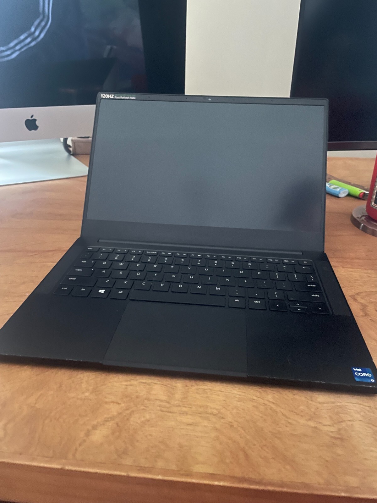 Razer Blade Stealth 13: “13.3”, i7-1165G7, 16GB RAM, 120HZ, NVIDIA GTX 1650 Ti