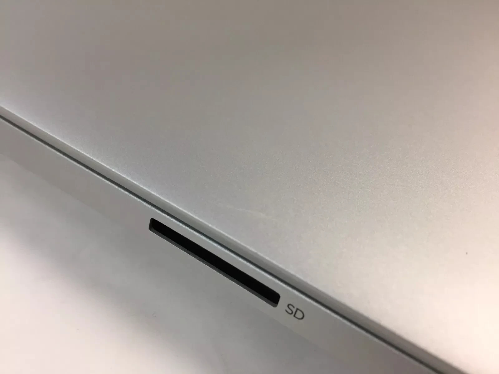 HP 17M ENVY CE+i7-10510@4.9GHz+1TB SSD+1TB SATA+16GB RAM+NVIDIA+ FREE AI-ONBOARD