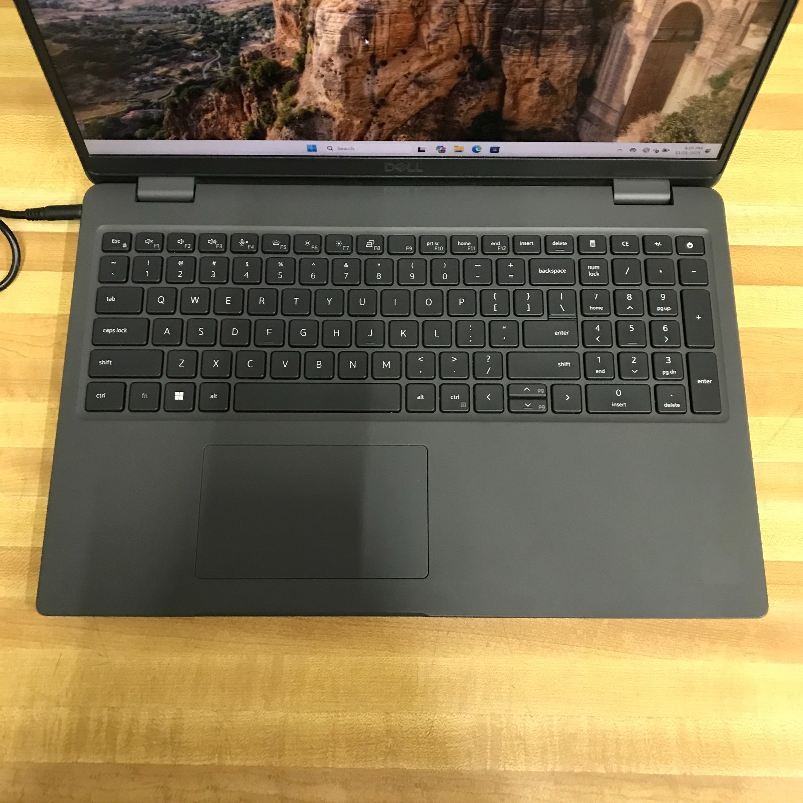 Dell Latitude 3540 Laptop i5-1335U 16GB DDR4 RAM 256GB M.2 SSD (Windows 11 Pro)