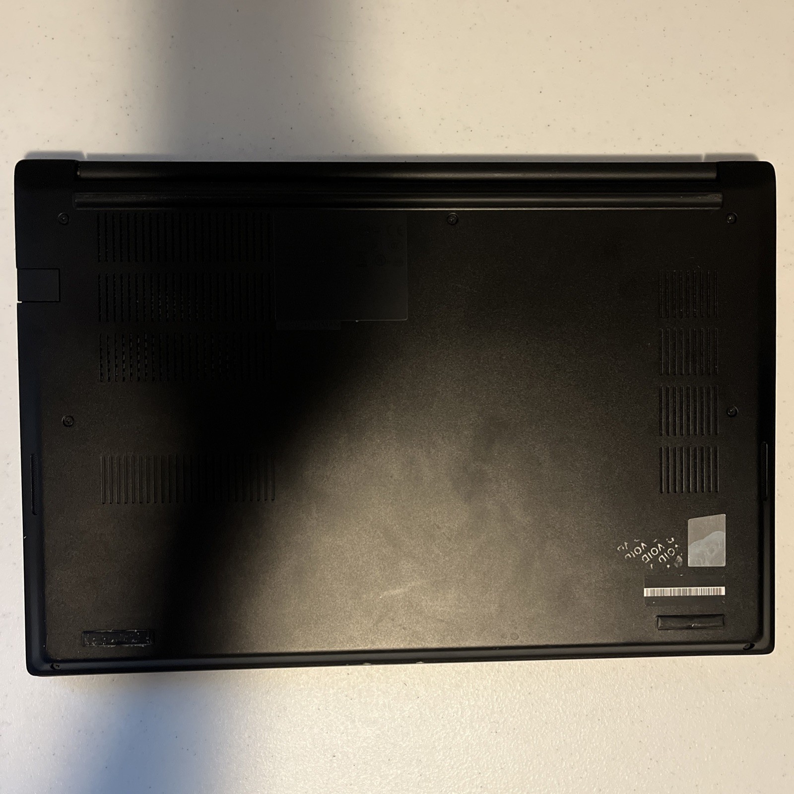 Lenovo ThinkPad E14 Gen 2 14″ Intel Core i7-11th No RAM/Drive No OS