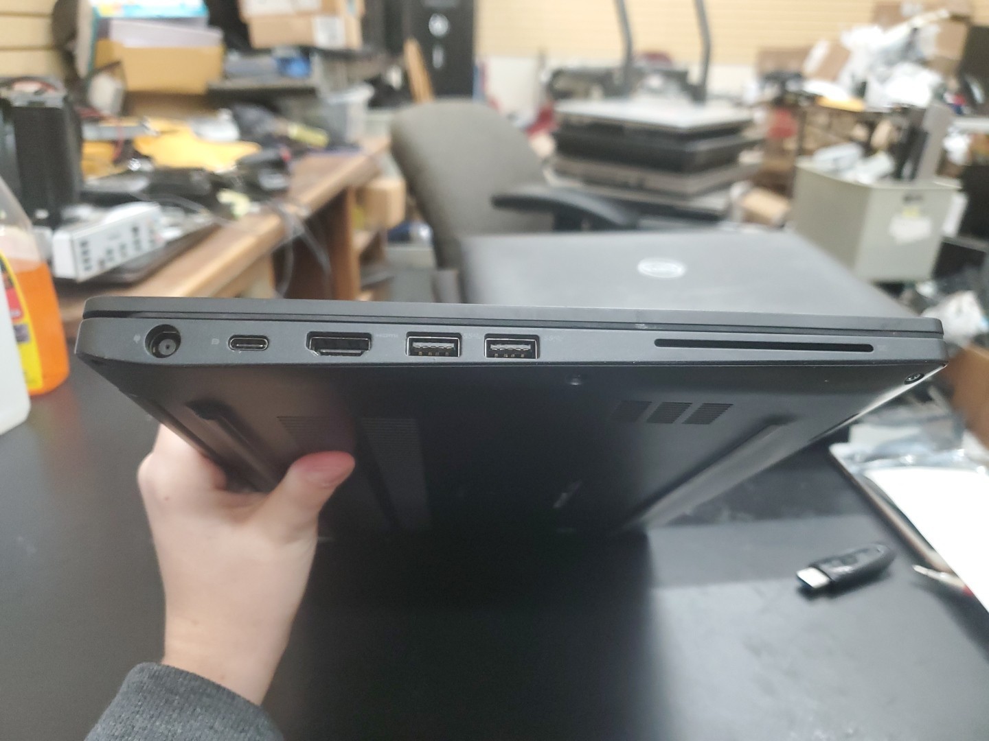 Dell Latitude 7490 14″ Touch (Intel Core i5-8350U, 16GB 256 GB SSD) 121925-3