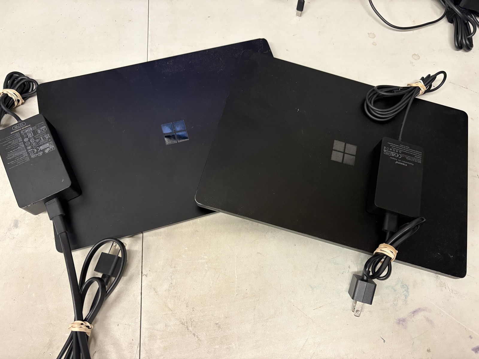 Lot Of 2 Microsoft Surface Laptop 3 13.5in I7-1185G7 Win10 1868 READ