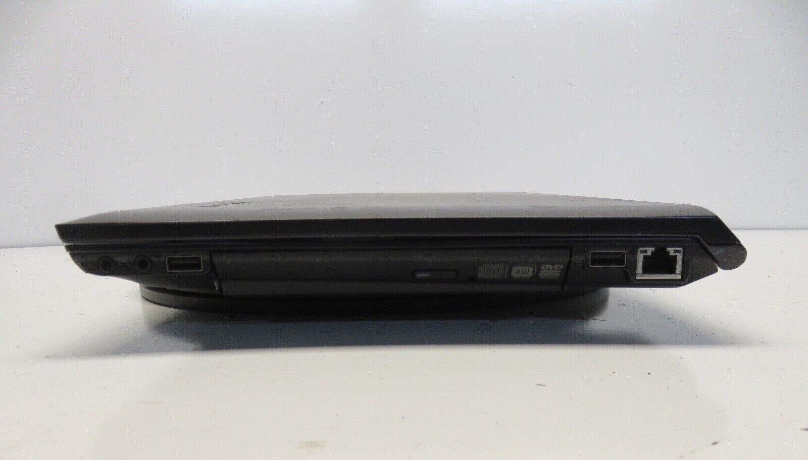 Lenovo B575 AMD-E350 1600MHz 4096 MB NO HDD No Batt