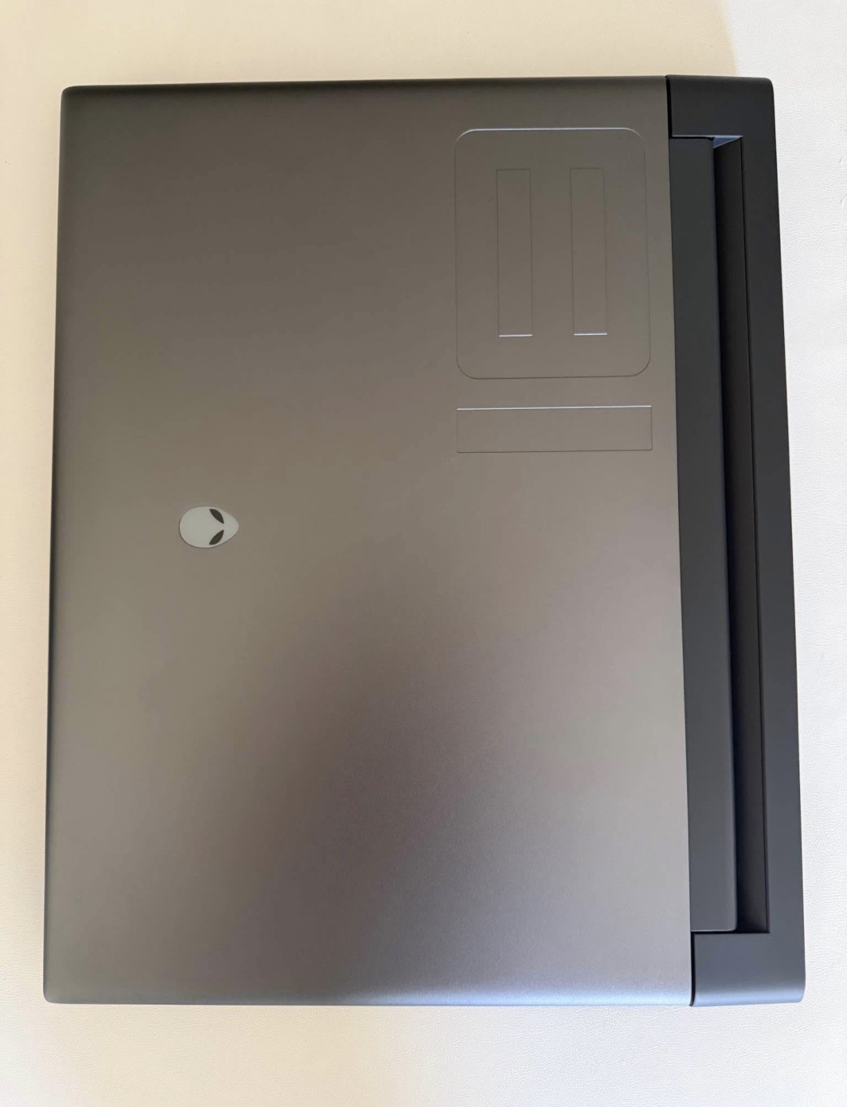 DELL ALIENWARE M18 R2 Gaming Laptop – i9-14900HX, 64GB, 2TB SSD, 4090 16GB