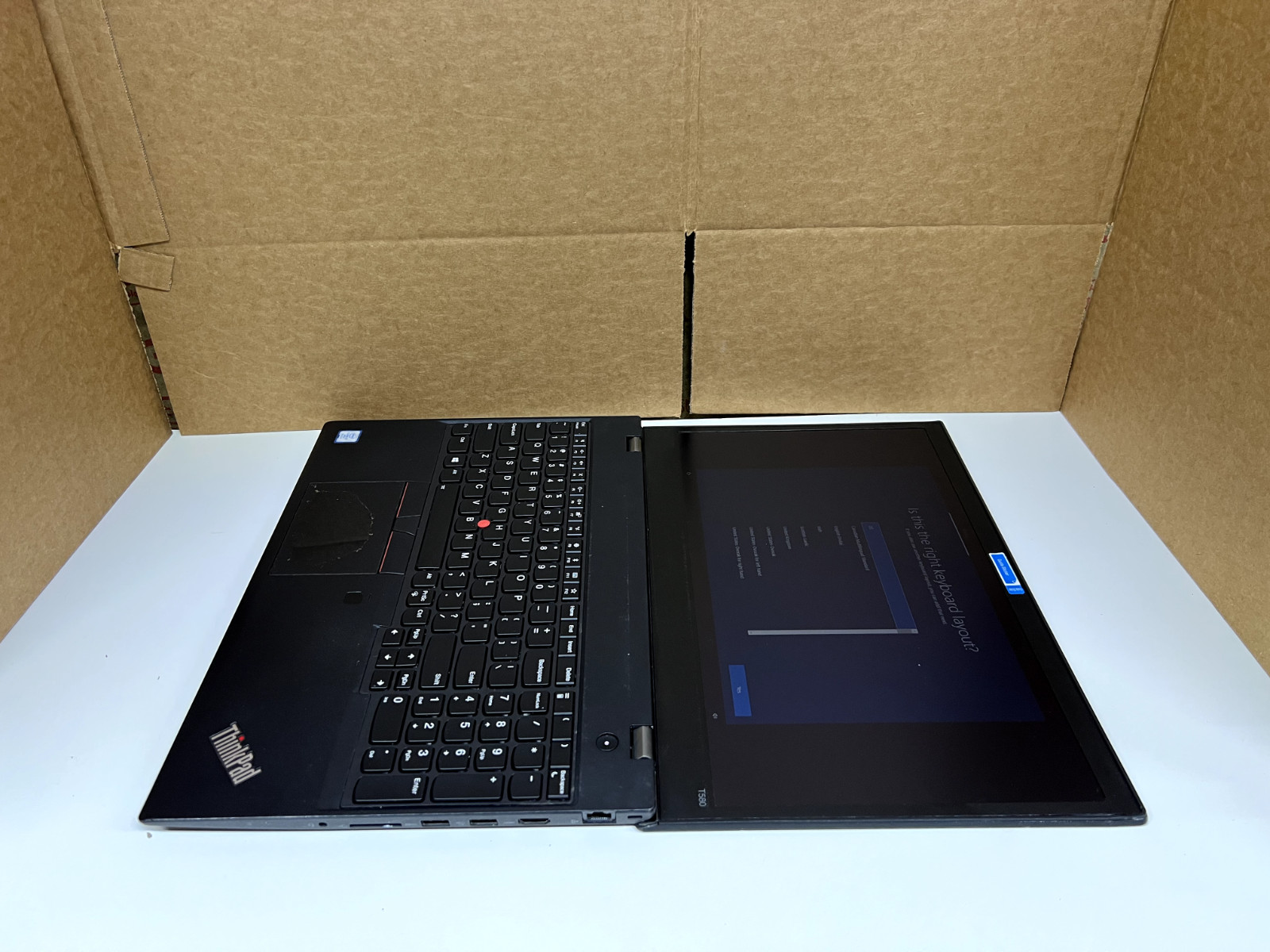 Lenovo ThinkPad Laptop i7-8650U 16GB RAM 476GB SSD Touchscreen Win 10