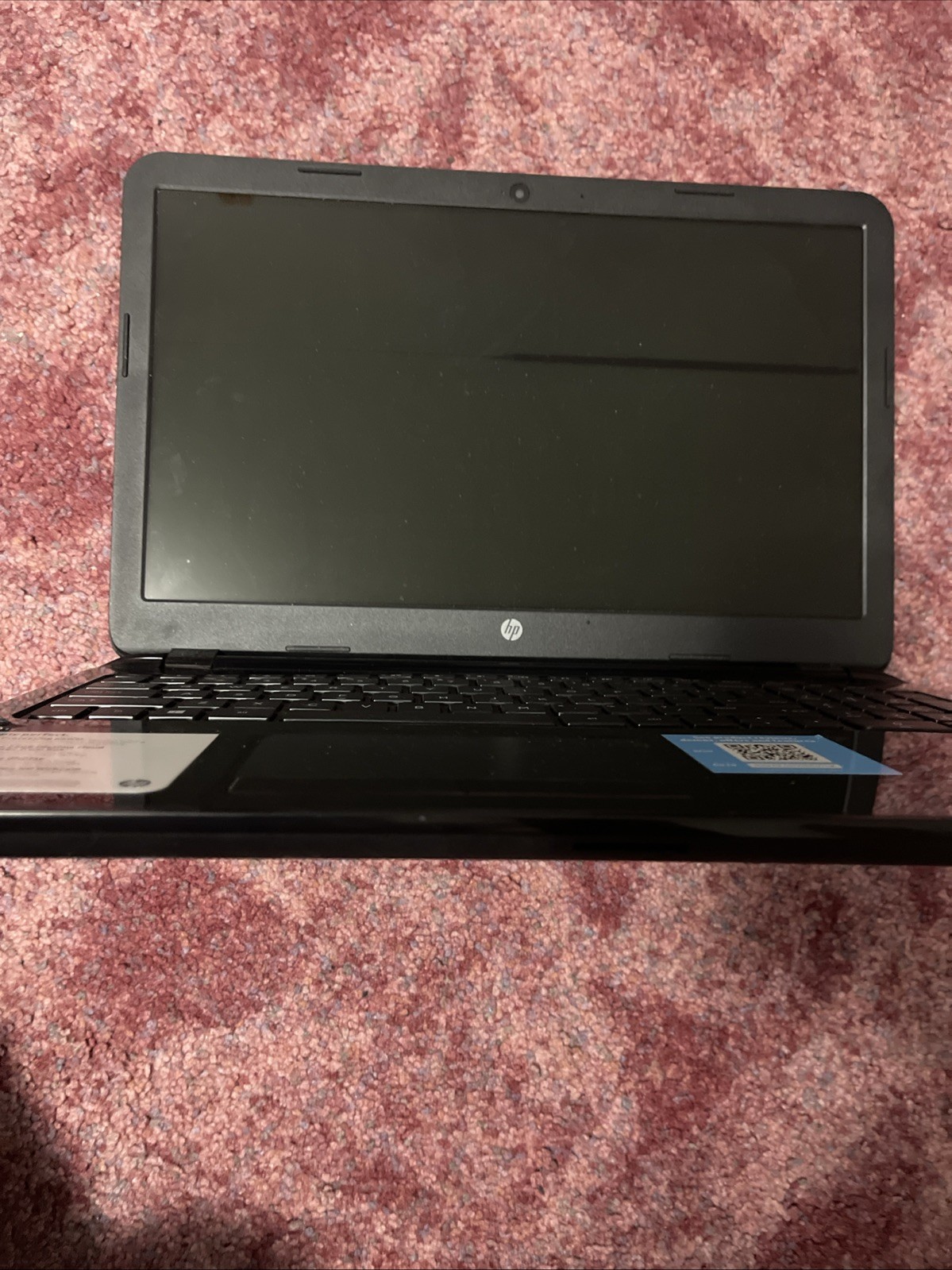 HP Notebook 15-g080nr – 15.6″ Laptop– AMD A6-6310 Quad-Core 1.80 GHz
