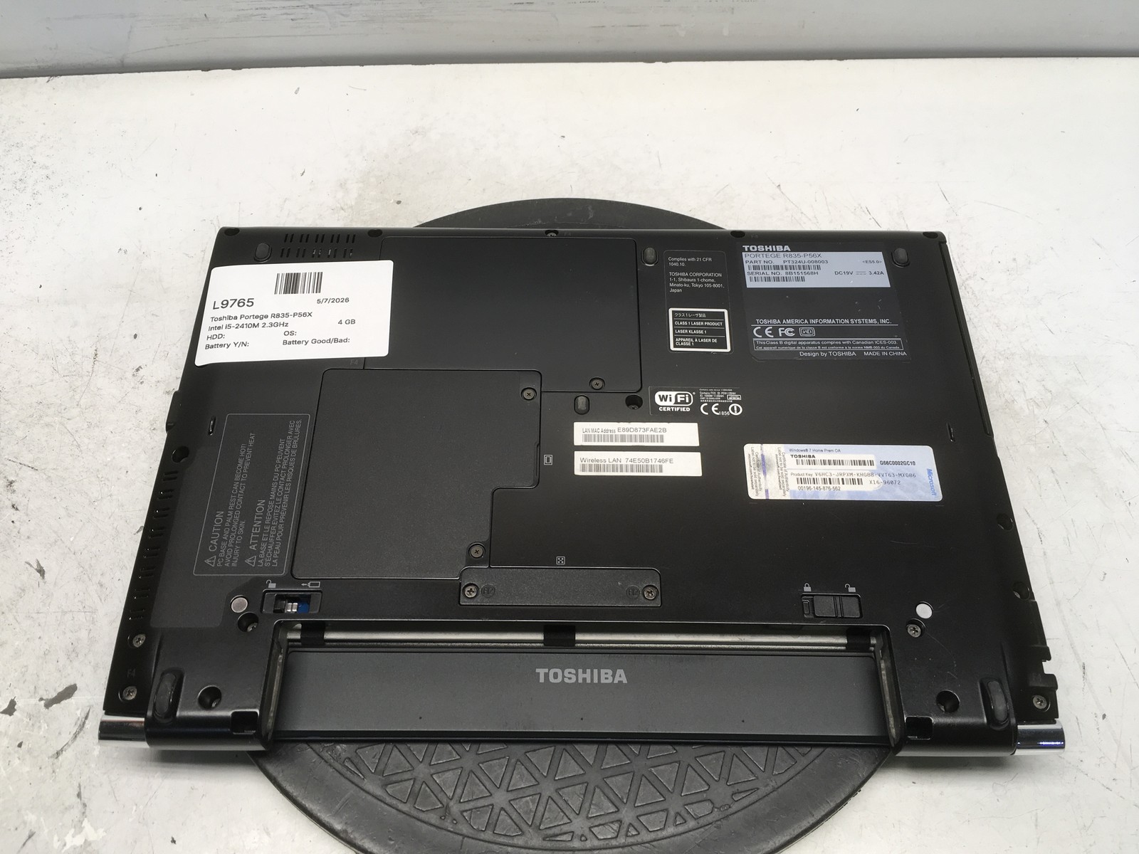 Toshiba Portege R835-P56X Intel i5-2410M 2.3GHz 4 GB NO HDD No Batt