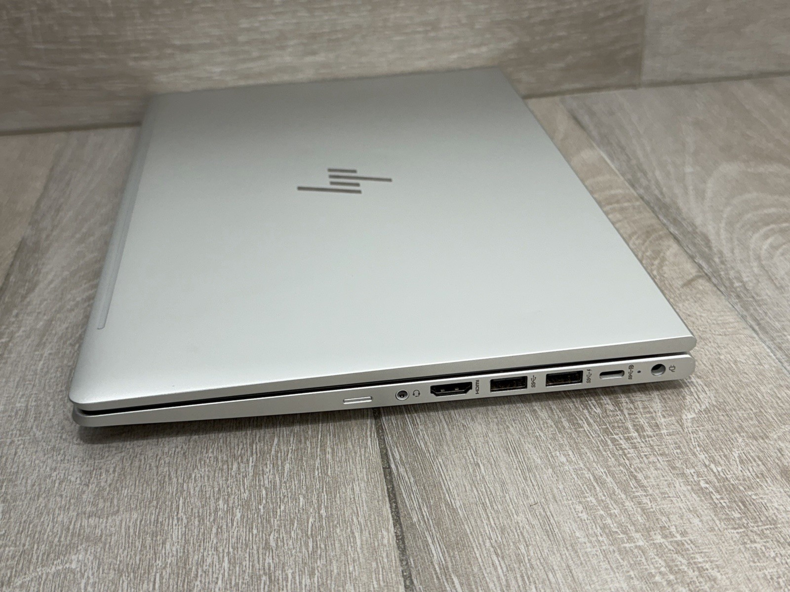HP EliteBook 645 G9 14″ AMD Ryzen 7 PRO 5875U 8GB RAM 256GB NVMe SSD Win-11