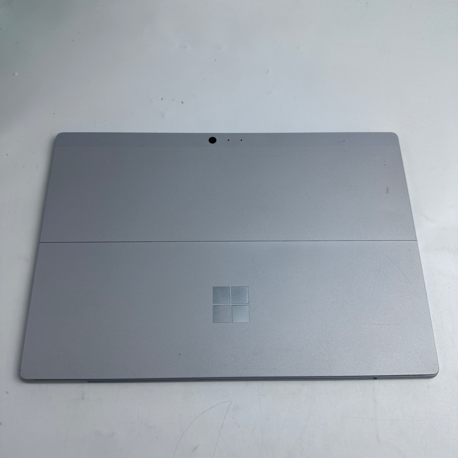 Microsoft Surface Pro 5 1807 12.3″ i5-7300U, 8GB, 256GB SSD, Windows 10 Pro LTE