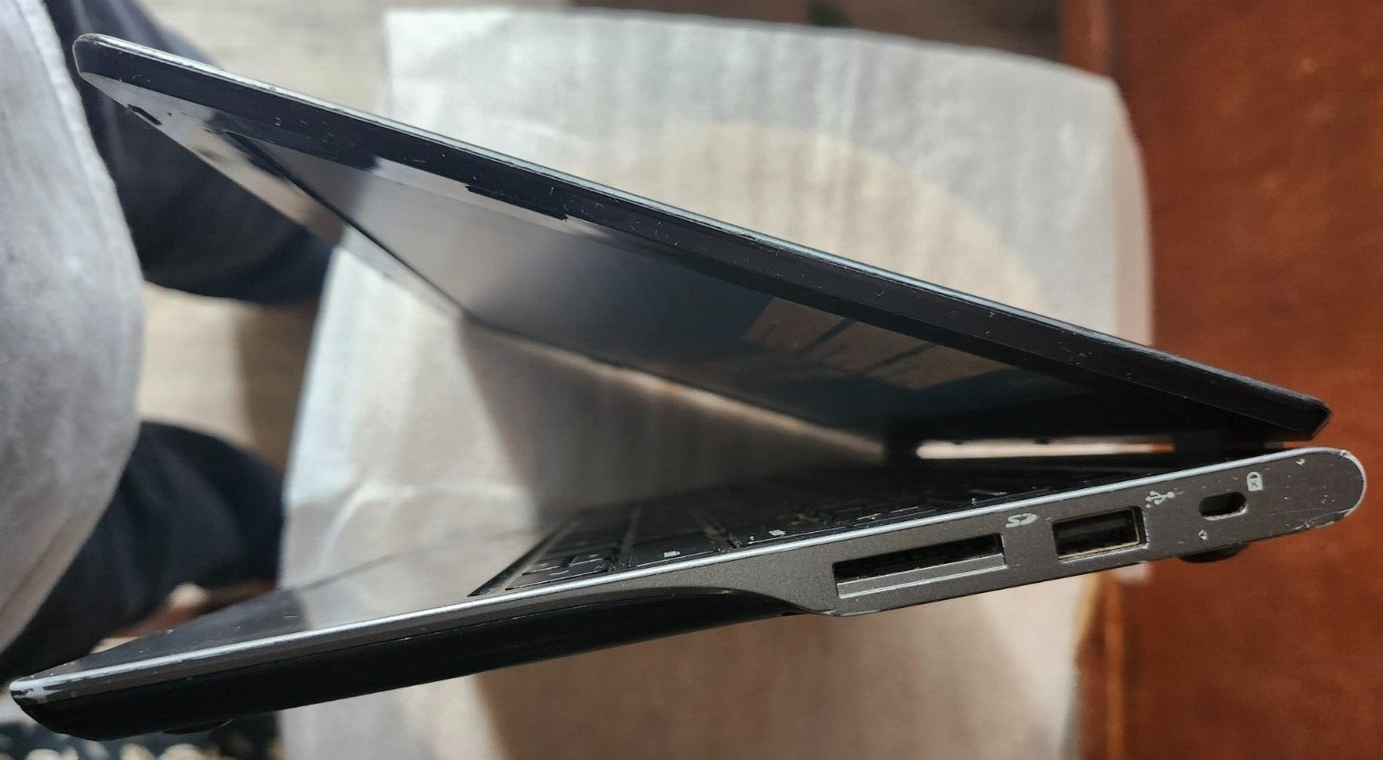 Acer Chromebook C720-2844 Model ZHN USED