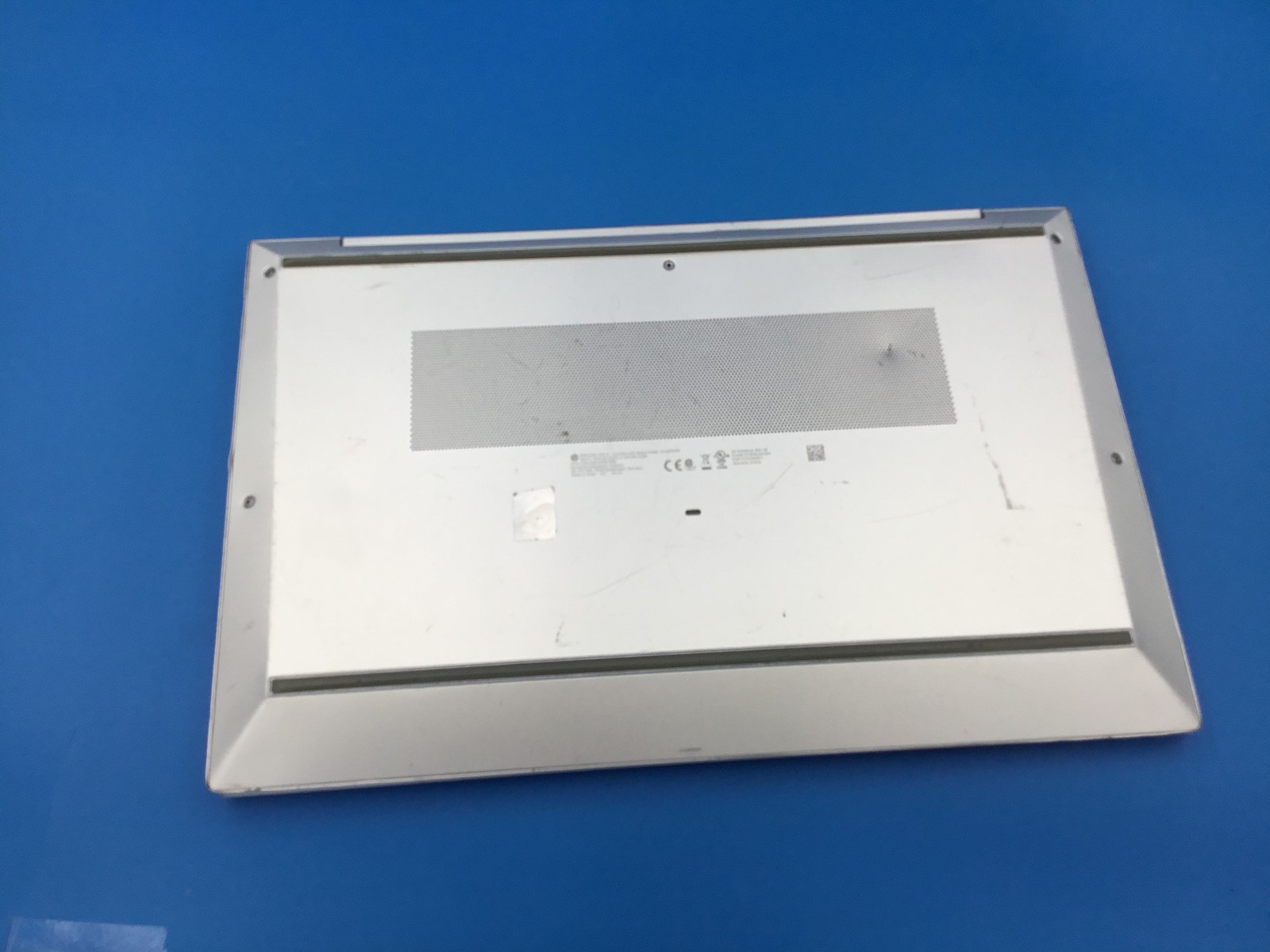HP Elitebook 850 G8 LAPTOP 15.6″ I7-1185G7@3.00 8GB 256SSD BT BKLIT WEBCAM FHD**