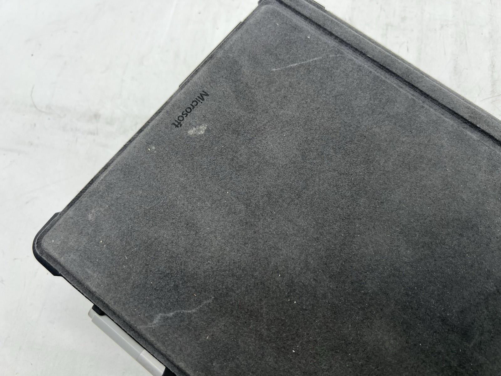 Microsoft Surface Pro 7, i3-1005G1, 1.20GHz, 4GB RAM, 128GB NVMe-w Pen-No OS/AC