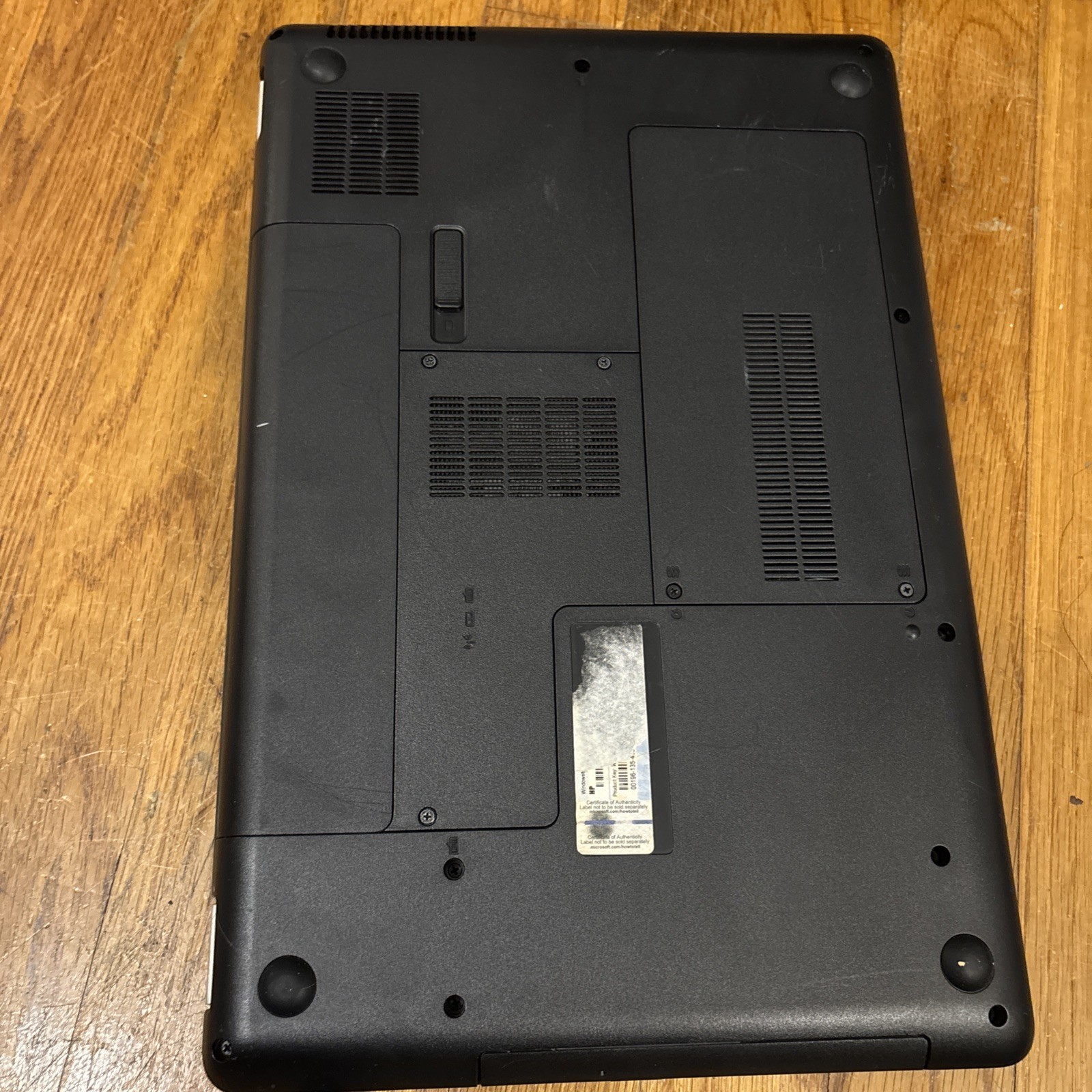 15.6″ Compaq Presario 250GB VGA LAN DVDRW CQ56 Hard Drive Included